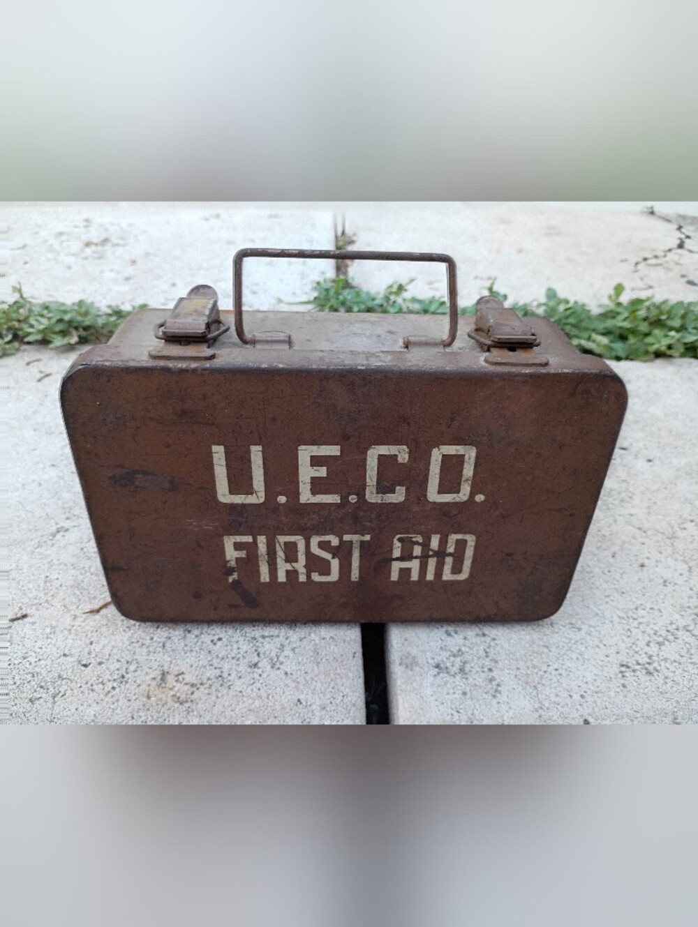 First Aid Vintage Metal Box
